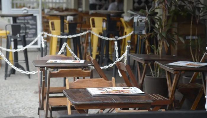 Número de bares e restaurantes com prejuízo em janeiro aumenta 60%